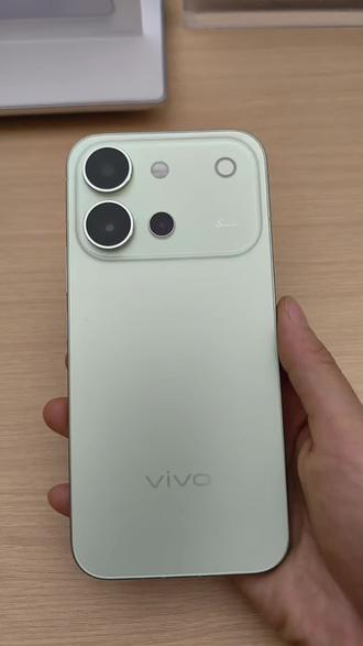 vivo 手机的空白授权在这里! 话题:#vivoS60 #vivo毕业季青春撒歌
#vivo四川 #vivo #玩机技巧