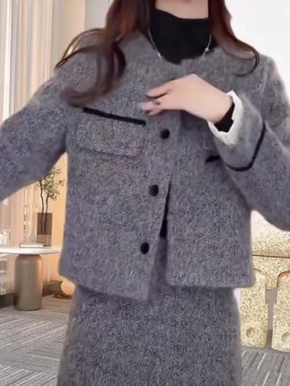 小香风两件套法式轻奢秋冬气质显瘦加厚外套半身裙两件套#时尚潮流#洋气减龄