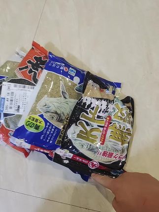 进口版的就是天津丸九。海外版的才是日本纯进口丸九。#丸九 #丸九饵料 #丸九四大金刚 #凯德胜丸九