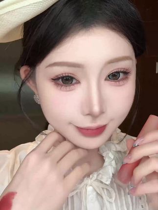 快送自己一只柔柔雾雾炒鸡适合秋天的口红~#美妆 #唇妆 #POCU