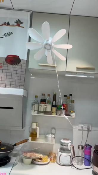 壁扇墙壁挂式宿舍床上厨房厕所卫生间专用免打孔挂墙静音小电风扇#风扇推荐 #风扇 #壁挂风扇 #好物推荐🔥