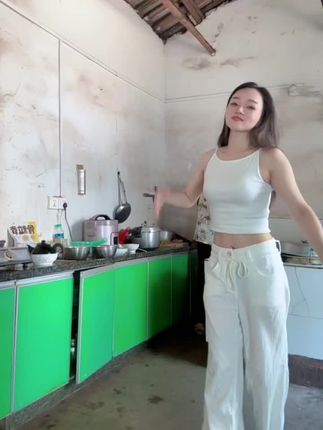猜猜我妈有几个女儿,我又是老几。我妈说猜到了送一个女儿给她😜