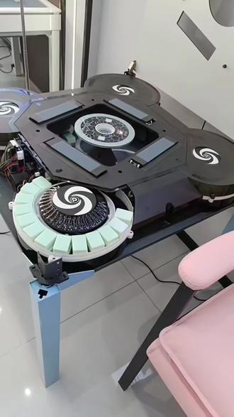 和雀台麻将机四个塞子建同时亮起什么问题???
大家快来看看一起探讨!这个问题……#麻将机 #电工维修 #麻将机维修 #麻将桌