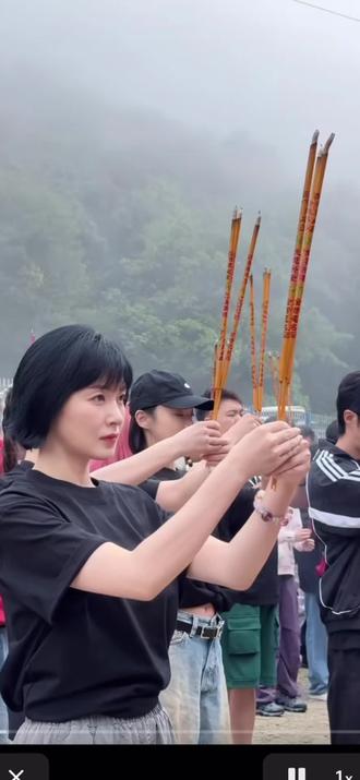 #袁姗姗 #李萌萌 电影哀牢山开机 顺利