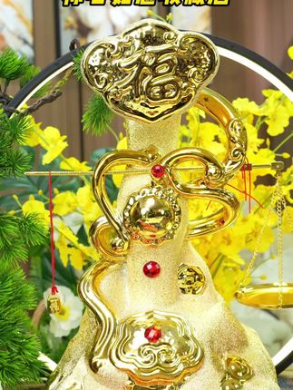 杏花村称心如意酒,景德镇高端定制陶瓷瓶,53度清香型白酒,1500毫升大容量,还有精美礼盒#高档大气上档次 #工艺品摆件 #白酒 #纯粮食酒 #收藏摆柜