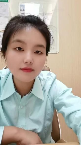 易青娥执意生子,只为放过自己副 万般皆是身不由己,人这一生,偶尔也该停下脚步,善待疲惫的自己。
易青娥看似任性的选择,实则是漫长岁月里,唯一一次顺从本心 #主角易青娥 #读懂主角 #女性成长 #成年人的心酸 #读书感悟