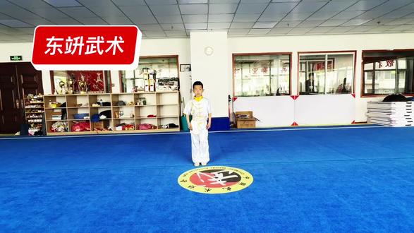 二年级小朋友地躺拳展示,原视频#武术#我在东竔学武术#东竔武术馆#大连武术#