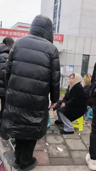 排个队变成万元户,这个钱敢赚吗? #茅台行情 #1499抢飞天茅台