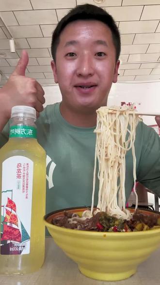 成杰没4️⃣啊😥#农村成杰#到镇上了#猎奇#