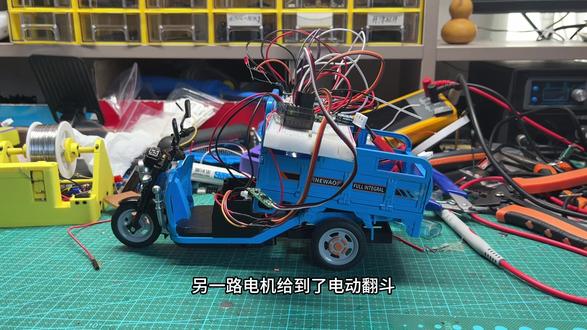 #展示一下你的改装车 #模型制作 #diy #豆包 自己设计的就是好,想要什么就加点什么