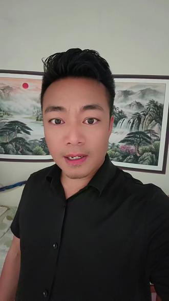 认知决定高度,眼光决定未来,老百姓需要觉醒需要提升自己 抖音平台就是老百姓的机会,老百姓的大舞台,有梦就赶紧来,#欧阳火火 #直播经验分享 #欧阳火火正能量励志主播