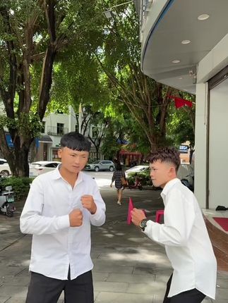 လက်ဝှေ့ထိုးနည်းလေး😅