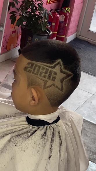 2026⭐又是一个一看就会的造型#2026发型雕刻#儿童发型雕刻#儿童美发#男孩发型推荐