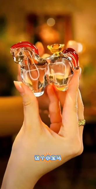 B家新年设计款-红色水晶旋转元宝小唐马装饰摆件#摆件 #唐马 #水晶摆件 #马 #元宝