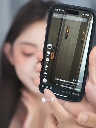 好看的妆容必备一个减龄感的高光 #专业化妆师#新娘#高光#化妆造型分享#腮红打法