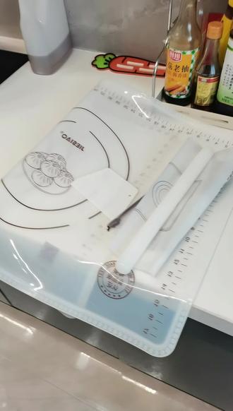 经常在家做面食,一定要试试#硅胶揉面垫 #揉面垫 #超便宜超划算 #厨房好物