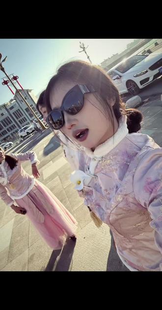 做人要像清水一样 水利万物而不争