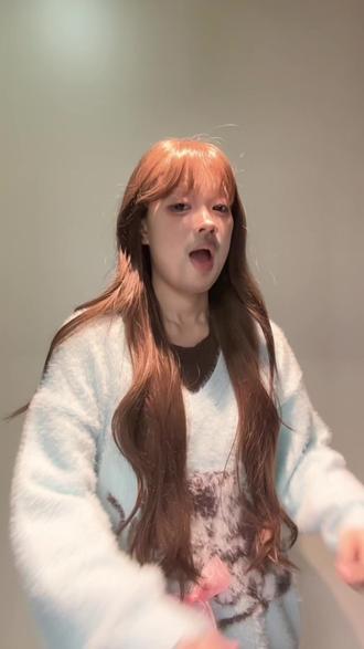 法修散打!!(yc:@飞鱼罐头 )#甜妹 #手势舞