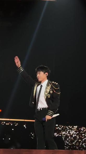 广德的野生客服们,快我们一起把杰哥摇来#广德三件套爆火出圈 广德的星星很热情