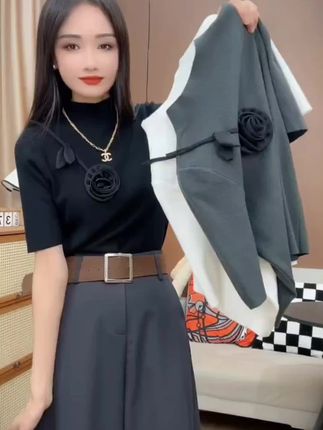 设计感花朵针织打底衫上衣推荐给姐妹们#女装穿搭 #设计感小众上衣 #针织衫上衣#花朵设计#时尚减龄穿搭