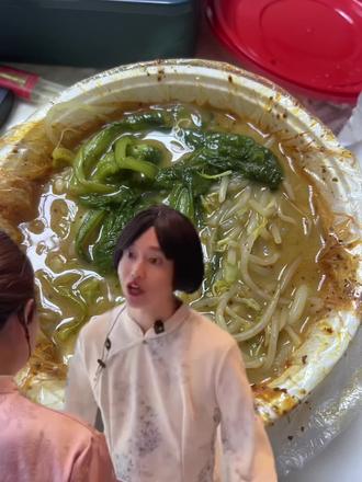 你提刘文祥干啥呀#紫薯精我先吃麻辣烫了 #周小闹 #刘文祥麻辣烫 #紫薯精