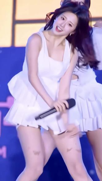 这谁顶得住啊 #金娜英 #清纯甜美 #女团