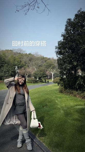 村里的瓜子真好磕#回村的生活 #过年