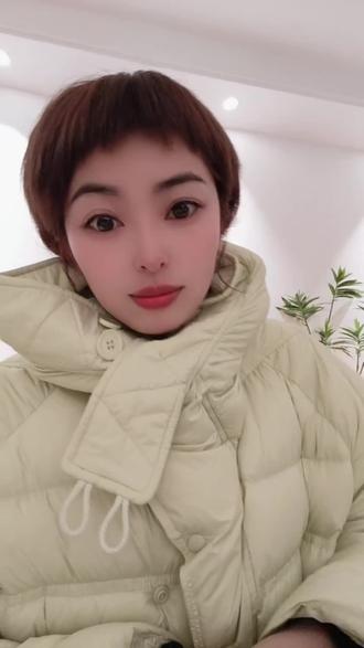 南方的朋友们给你们科普一下,年初一不能洗头洗澡、不能扫地泼水,财气福气一洗就没了,老传统必须听!特别是两广的朋友你们听劝哈,今晚就别洗澡了,实在不行明天洗两次ᥬ😂᭄#南北差异 #大年初一风俗 #大年初一洗澡吗 #两广人