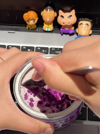 艾特你最帅的哥哥,他就会给你买这个小蛋糕吃~#治愈系美食 #人气蛋糕推荐 #甜品治愈一切 #是时候安排一下了 #罐子蛋糕