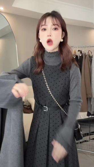 冬上新!通勤气质百褶高腰显瘦遮肚子a字半身裙女风琴褶毛呢短裙厚#甜系女生 #小个子穿搭 #高级感穿搭