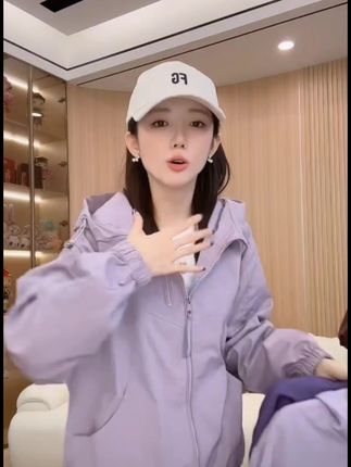 冲锋衣女春秋季短款外套运动小个子2025新款爆款洋气夹克女上衣#秋冬新款 #秋冬穿搭 #秋季穿搭 #秋季必备 #时尚女装