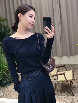 新款法式复古气质大翻领 针织长袖+休闲阔腿裤两件套装#早秋高智感职场穿搭 #早秋穿搭 #气场全开#气质女人#优雅知性