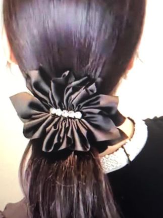 爱美的公主怎么少得了这款双层裙摆蕾丝发圈 搭配小裙子太仙了#小众设计感#精致女人必备 #大肠发圈#发饰头饰真的很加分