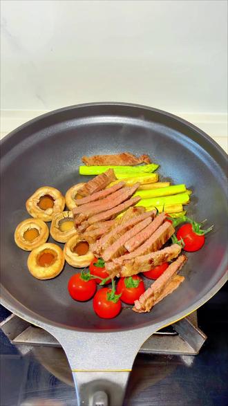 爱她就给她煎牛排#在家自己煎牛排 #煎牛排 #美食
