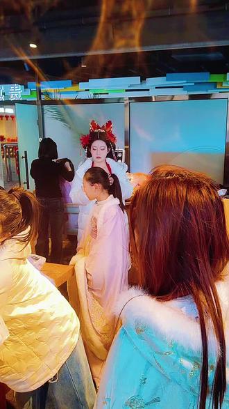 一群狐狸,昨天去七山滑雪了,你看见了吗?😀😀😀