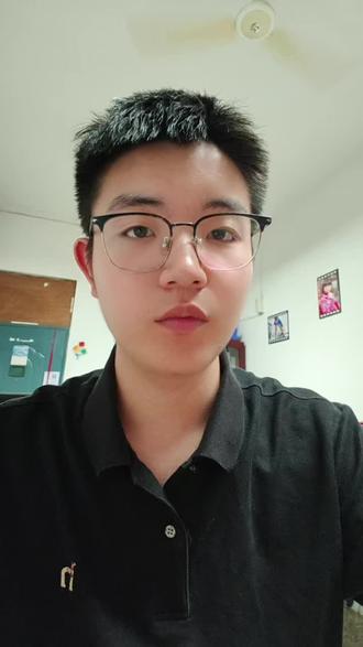 自用的师生“三步沟通法” 和学生谈话,最怕什么?怕他沉默,怕他抗拒,怕你说了一堆他一句没听进去。
今天分享一套我自己在用的“三步沟通法”,每一步都有心理学依据:
第一步,用“移情提问”让他开口;
第二步,用“身份拉扯”让他自己掂量;
第三步,用“二选一”让他自己选。
方法都已经在简介里了。
#班主任#班级管理#师生沟通