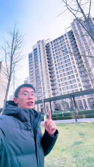 #实景拍摄 #今日好房推荐 #实地拍摄 #一镜到底 #城阳房产 118平套三双卫,下楼就是地铁商超!