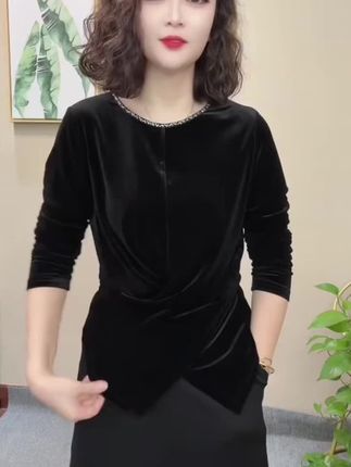 #打底衫穿搭 #女装 #面料柔软舒适 @抖音小助手