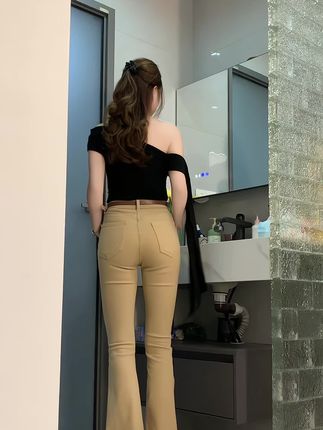 #牛仔裤 #今日穿搭 #爱了爱了 #气质女人 #穿出大长腿