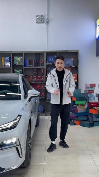 星耀8的车主可以看过来啦
#廊坊车灯升级 #景深车灯 #吉利星耀8 #矩阵模组