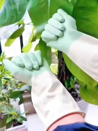 家用乳胶防水防滑手套,洗碗做家务不怕洗洁精伤手了#手套 #家务防水手套 #家用乳胶手套 #好物推荐#方便实用