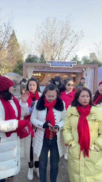 圣诞节满满的溢出屏幕的快乐🎅🎄🎁