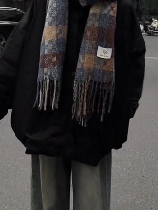 #韩系围巾 #氛围感搭配 #百搭围巾 #围巾围脖