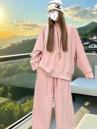 #早秋穿搭三分钟出门不是梦 #通勤穿搭如何摆脱土气感 #早秋焦糖色氛围感穿搭 #和周也学秋日穿搭保暖造型 #秋季微胖穿搭测评