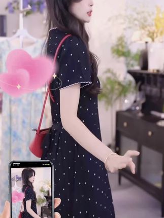 #漂亮黑色波点连衣裙子#女装夏季2025新款爆款#显瘦掐腰长裙#高级感穿搭 #夏季穿搭 @DOU+小助手