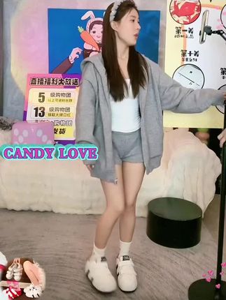 被问爆的Q版贝壳鞋,几乎天天穿!巨可爱巨百搭 !主要它隐形增高!到底是谁不想变高点啊!#贝壳鞋 #Q版泡泡贝壳小板