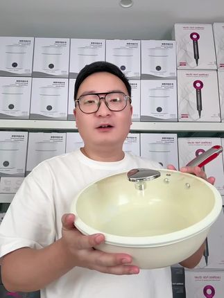 膳之厨陶瓷釉不沾锅,颜值高特别不沾#陶瓷釉不沾锅 #不粘锅 #膳之厨不粘锅