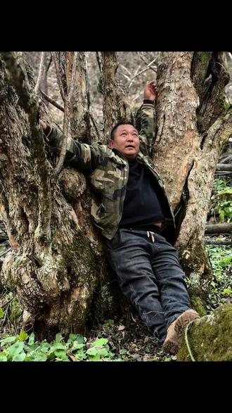 跑了一天的山 我爱吃野生的鸡头黄精 仙人余粮 补充正能量#乡村振兴dou行动 #户外打野 #秦岭本草#抖音新农人 #抖音助农扶农