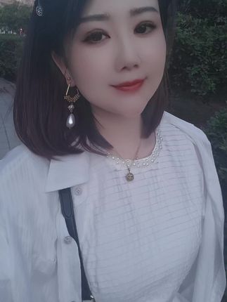 角度不同 ,没有对错,勿在别人心中修行自己 ,勿在自己心中强求他人!#文案 #文案馆 # 满眼都是你的人才配的上你的余生
