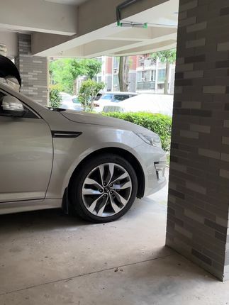 你们赶紧去抢这个白砂糖,我也是没想到这么便宜能买到品质这么好的糖。它这个是选用了优质的甘蔗为原料,经过精制加工而成的,洁白干净、干爽细腻,易溶解,口感清甜干爽,而且它的甜度纯正,咱们平时喝个咖啡呀,泡个茶或者是做烘焙啊,都是可以的。#白砂糖 #广西一级白砂糖 #厨房好物